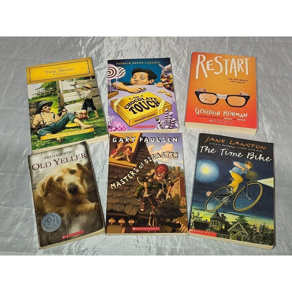 Random Lot Of 6 Scholastic Books Masters Of Diaster, Old Yeller
